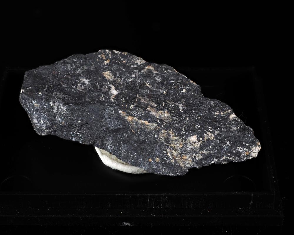 Pyrobelonite
